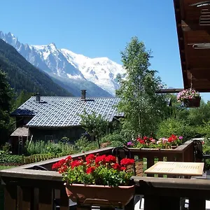  Chalet * Lioutraz *
